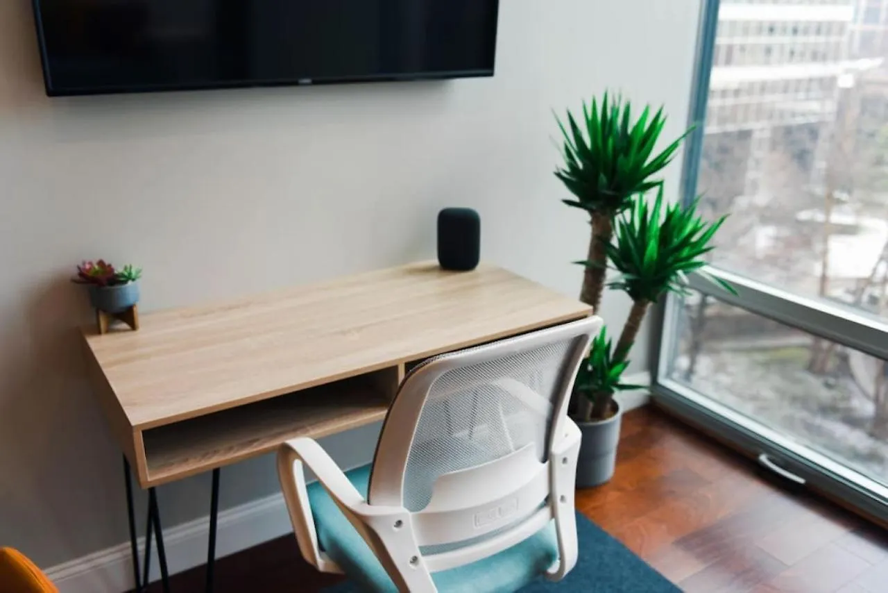 Hostwise Stays - The Washington At Chatham - Free Parking, Private Gym, More! Pittsburgh