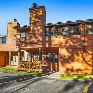 https://mammoth-village-properties-by-101-great-escapes.mammothlakeshotels.org