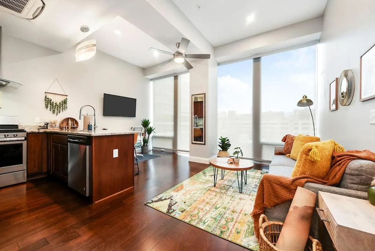 Hostwise Stays - The Washington At Chatham - Free Parking, Private Gym, More! Pittsburgh 0*,  USA